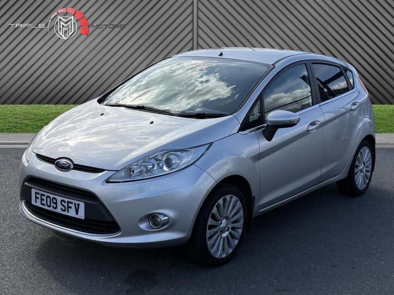 FORD FIESTA 1.4 Titanium 5dr